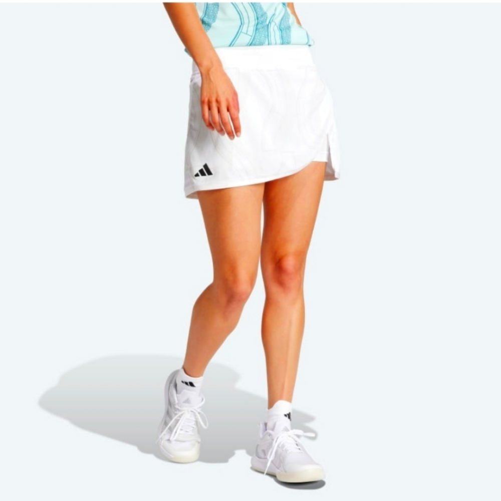 Women’s Adidas Golf skirt ⛳️